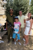 14-08-01-sannikovsland-visit-soldiers-sderot-6
