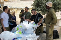 14-08-01-visit-soldiers-sderot-20