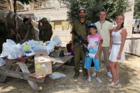 14-08-01-visit-soldiers-sderot-31