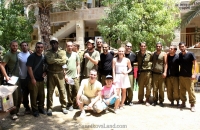 14-08-01-sannikovsland-visit-soldiers-sderot-1