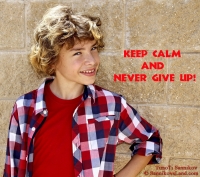 keep calm and never give up - Copy